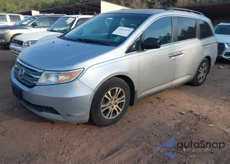 2011 Honda Odyssey Ex z USA, uszkodzony, nr VIN 5FNRL5H49BB088036